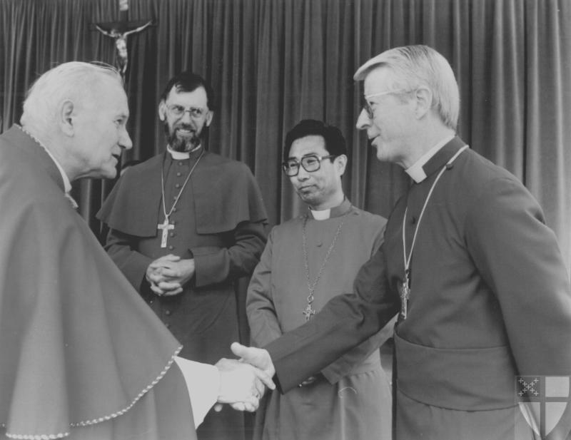 [Pope Greets Anglicans: An...]